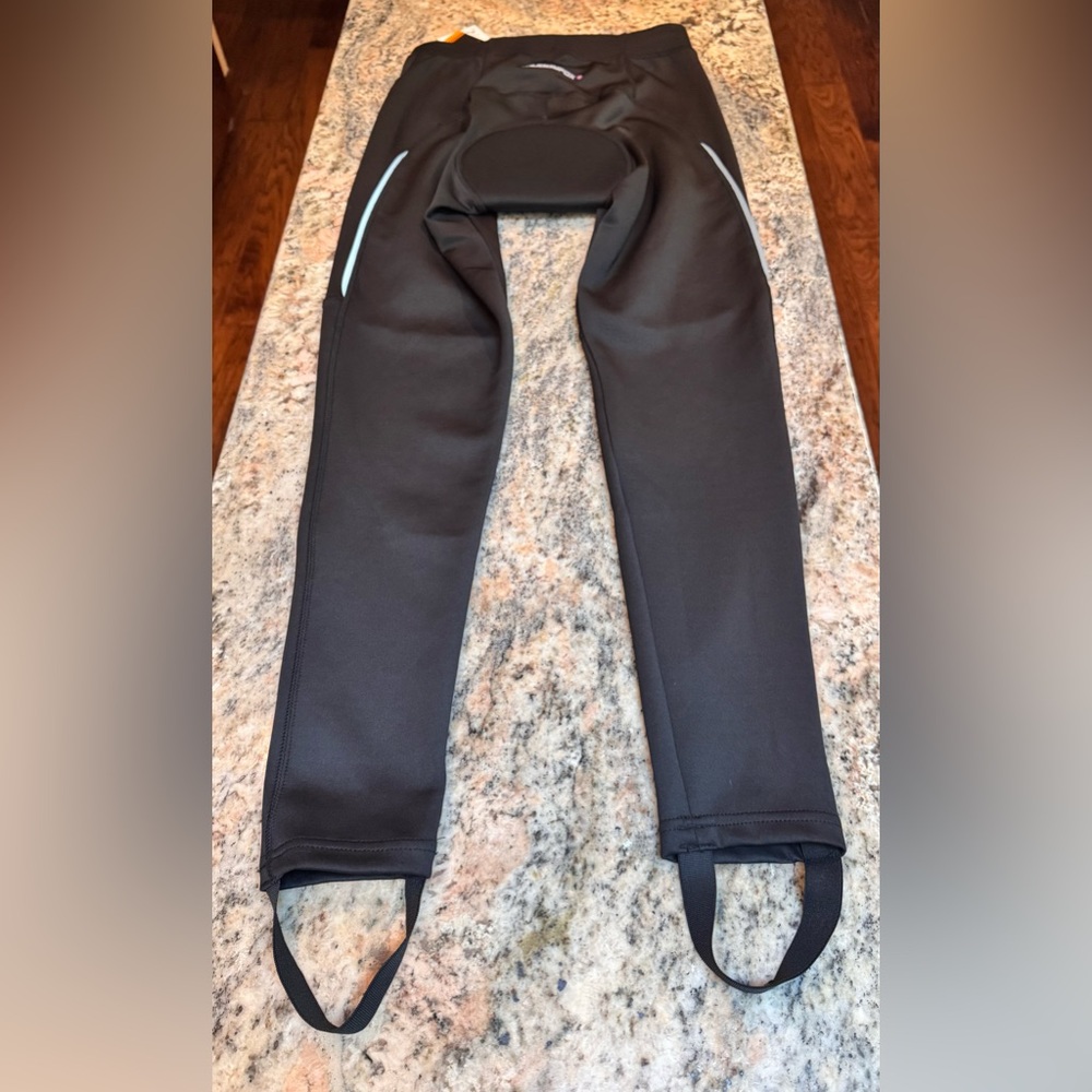 Muddyfox Black Cycling pants. NWT. Size 8